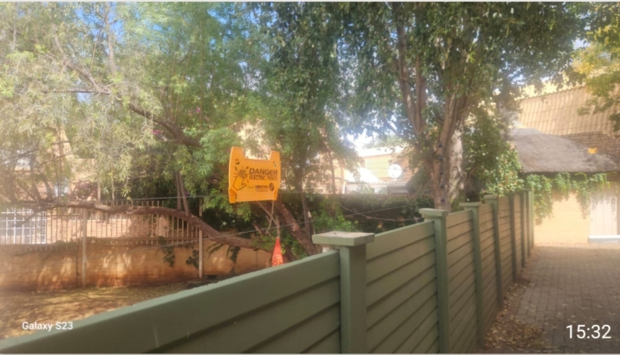 2 Bedroom Property for Sale in Pellissier Free State